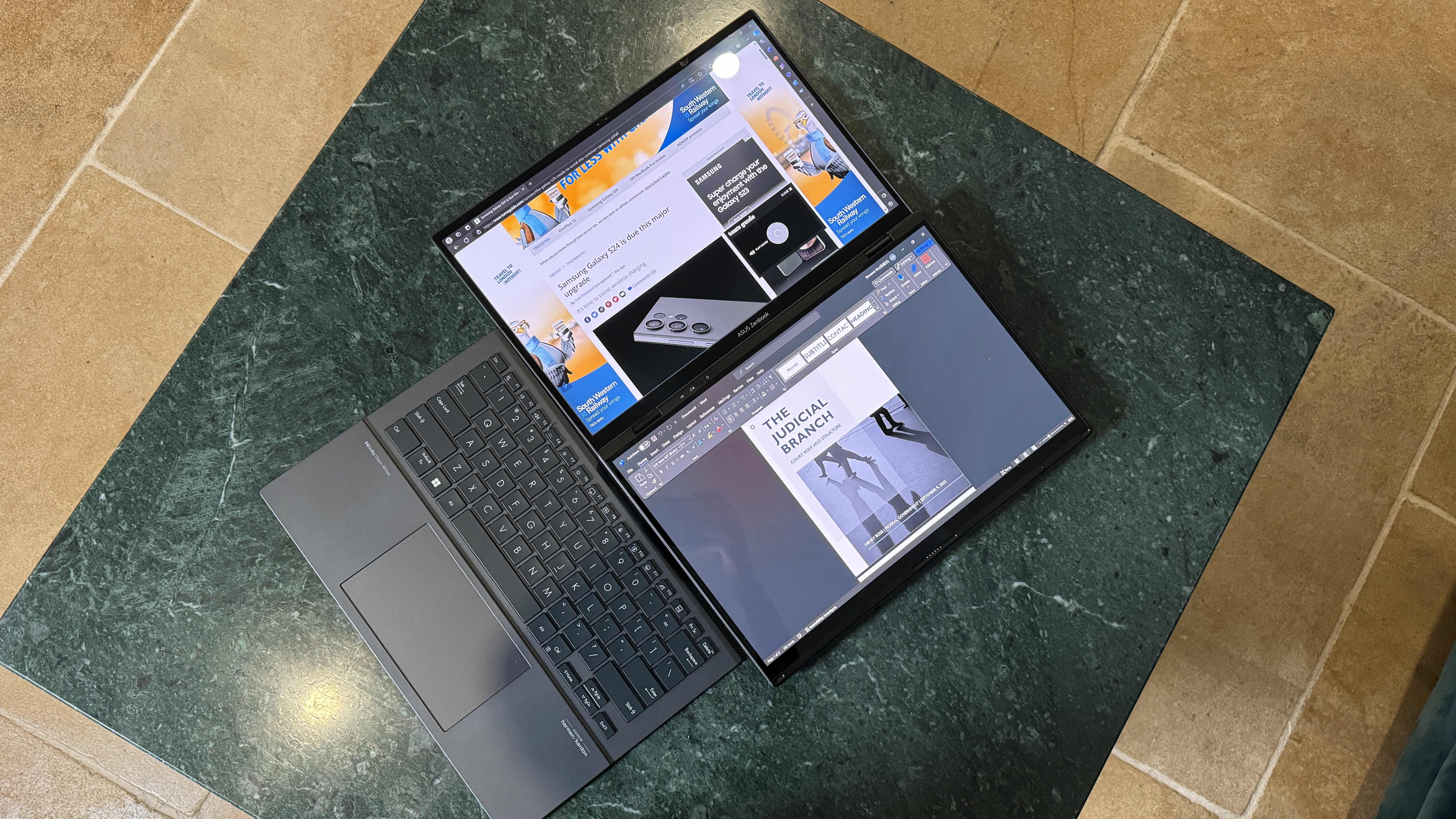 Asus Zenbook Duo (2024)