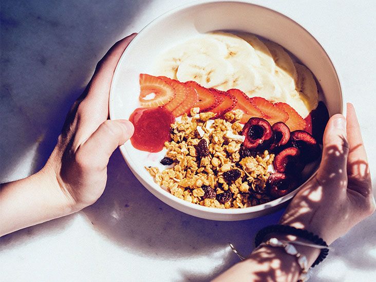 כיצד דיאטות דלות פחמימות משפיעות על המשקל בטווח הארוך?