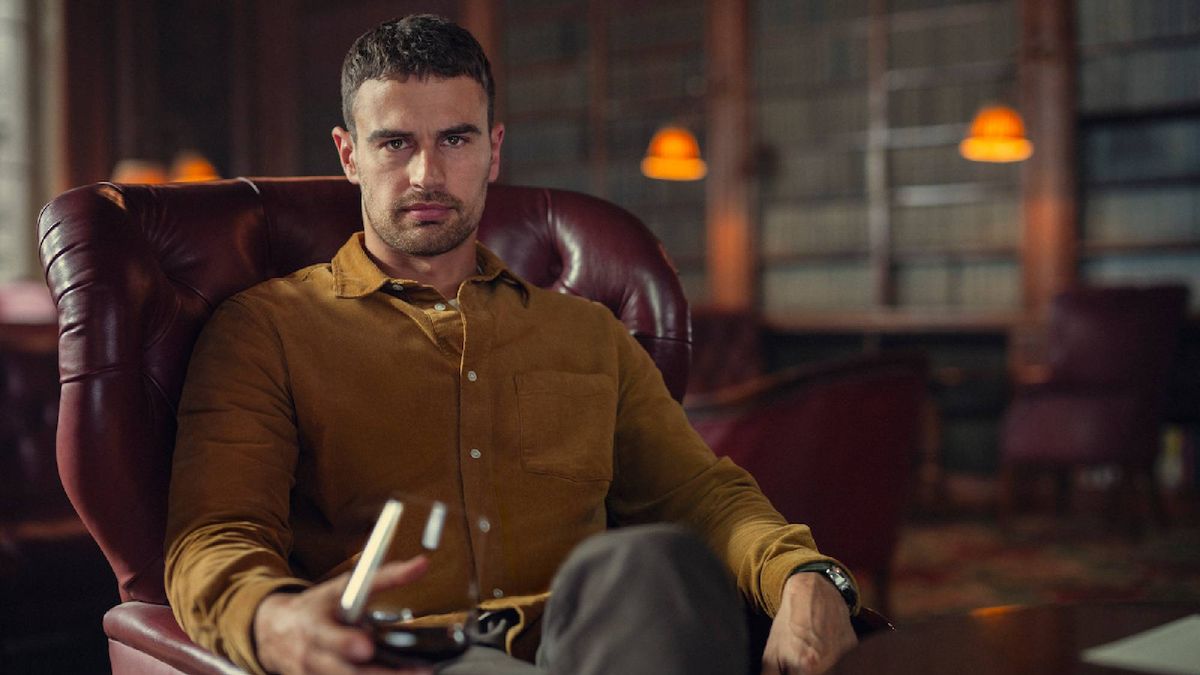 Theo James as Eddie Horniman in The Gentlemen on Netflix