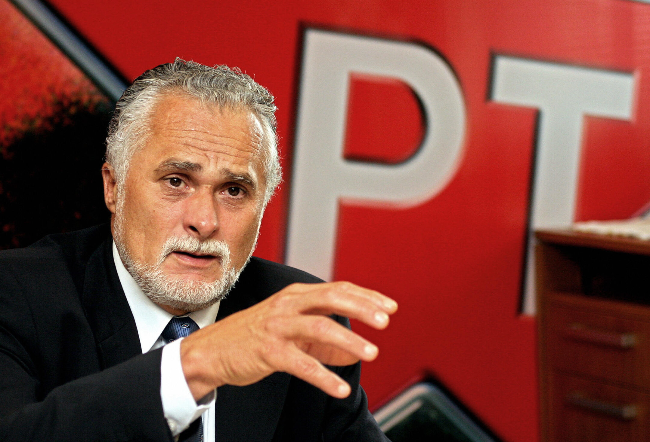 פוליטיקאי ברזילאי שמאלני בעל השפעה מביע עניין בחרם על "חברות יהודיות מסוימות"