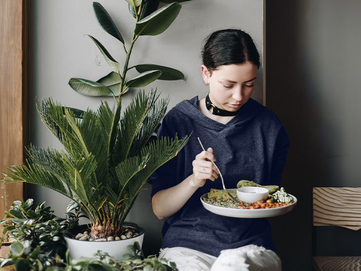 תזונה דמוית צום עשויה לסייע בהיפוך ההזדקנות הביולוגית ב-2.5 שנים