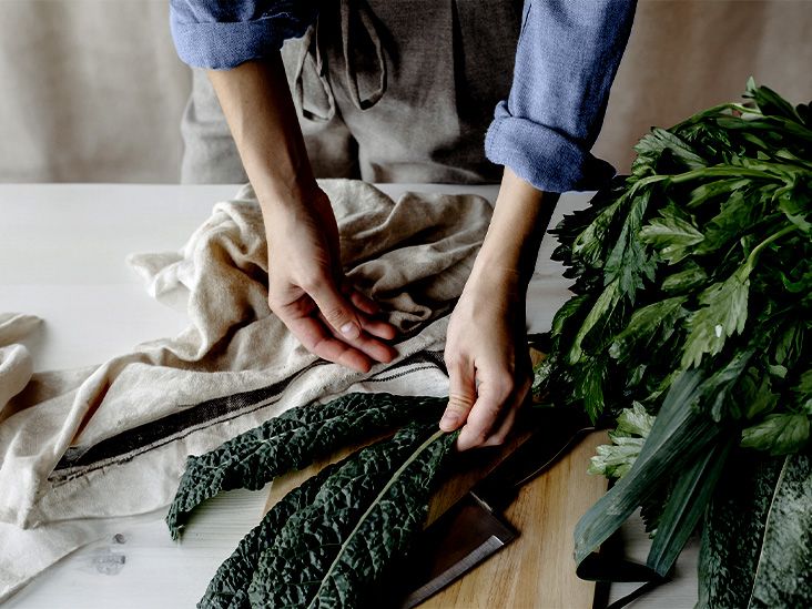 מזונות עשירים בפלבונול עשויים לסייע בהורדת הסיכון למחלות, להגביר את אורך החיים