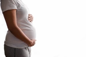 Study: Pregnancy is linked to faster epigenetic aging in young women. Image Credit: Maryna Chupilka/Shutterstock.com