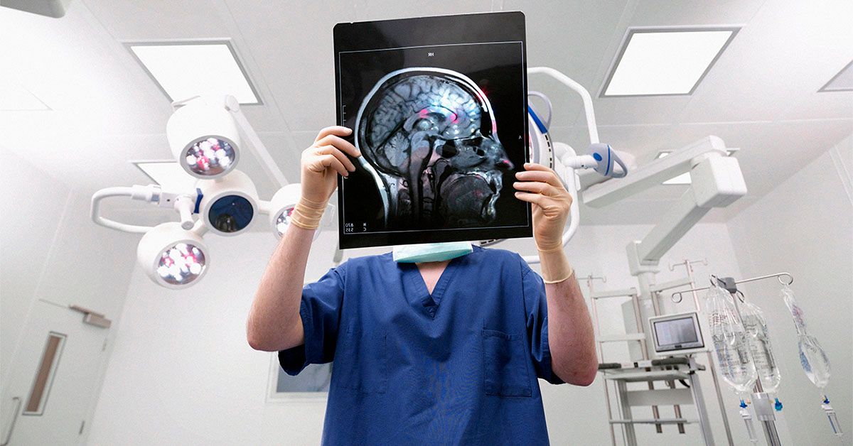 מוחות אנושיים הולכים וגדלים: האם זה יכול להוביל לסיכון נמוך יותר לדמנציה?