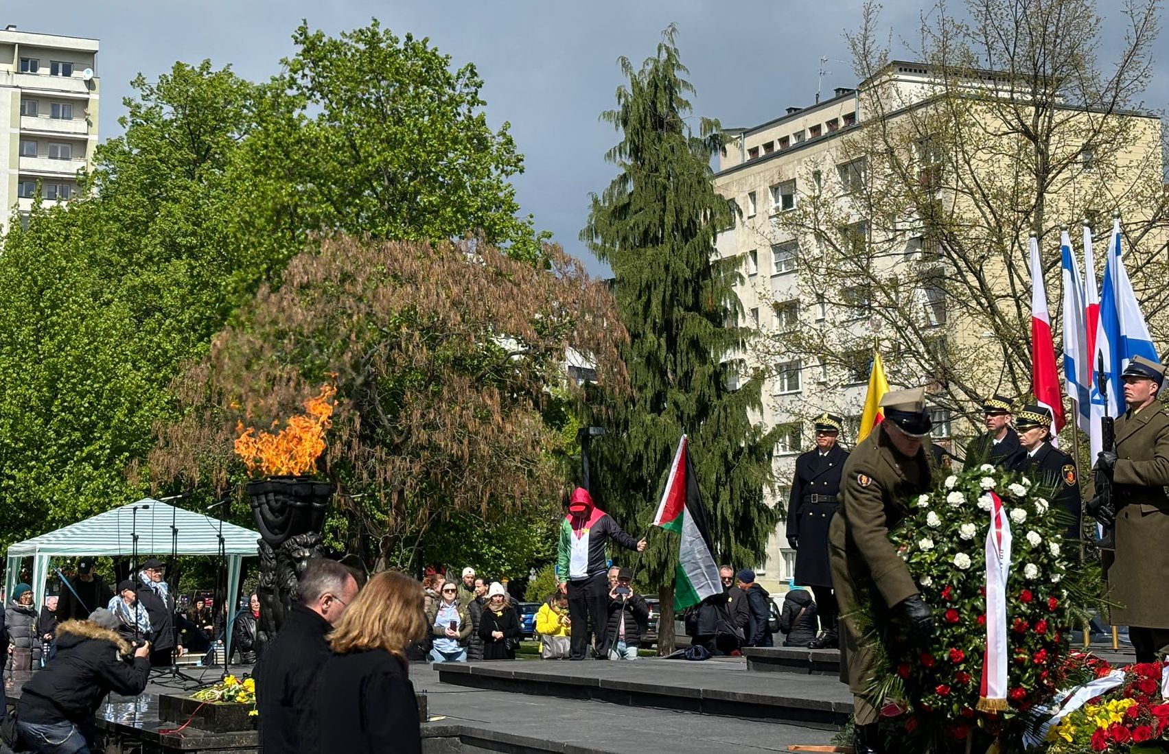 מפגין פרו-פלסטיני הודח מהנצחת מרד גטו ורשה בפולין