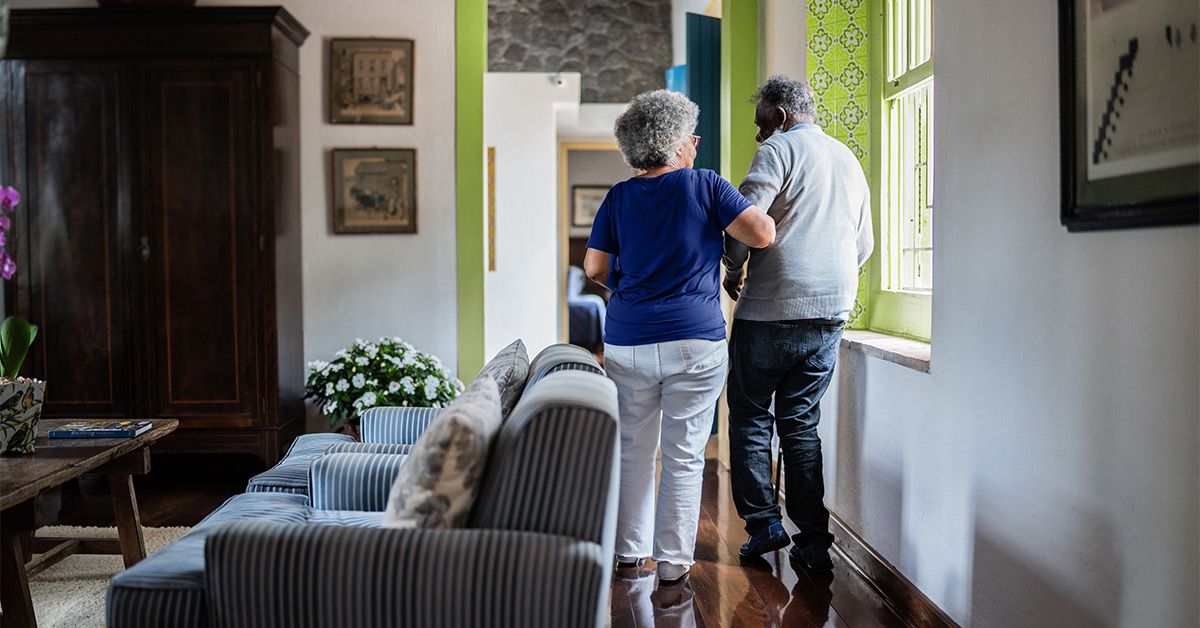 איך בדיוק תזונה עתירת שומן מעלה את הסיכון לאלצהיימר?