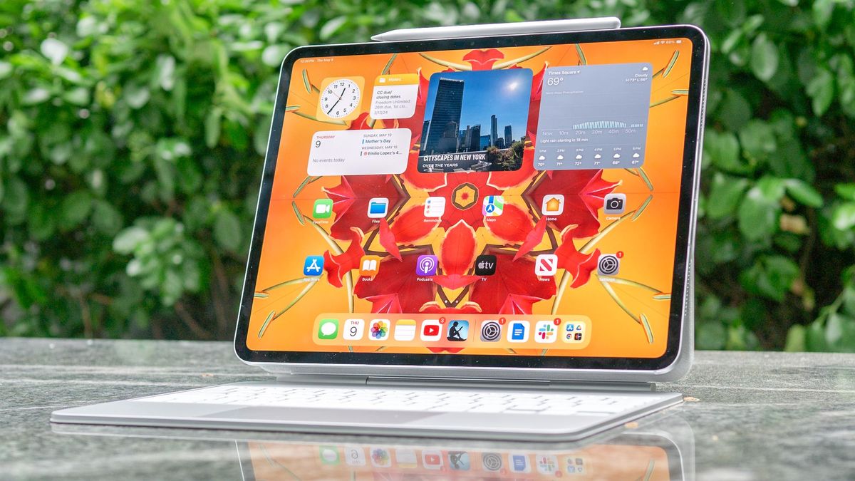 iPad Pro 2024 review: The tablet I’ve been waiting for


By

Tony Polanco 

last updated 13 May 24



The iPad Pro 2024 features a fantastic OLED display, powerful M4 performance, a thin yet solid design and incredible battery life. This is the new standard for premium tablets.