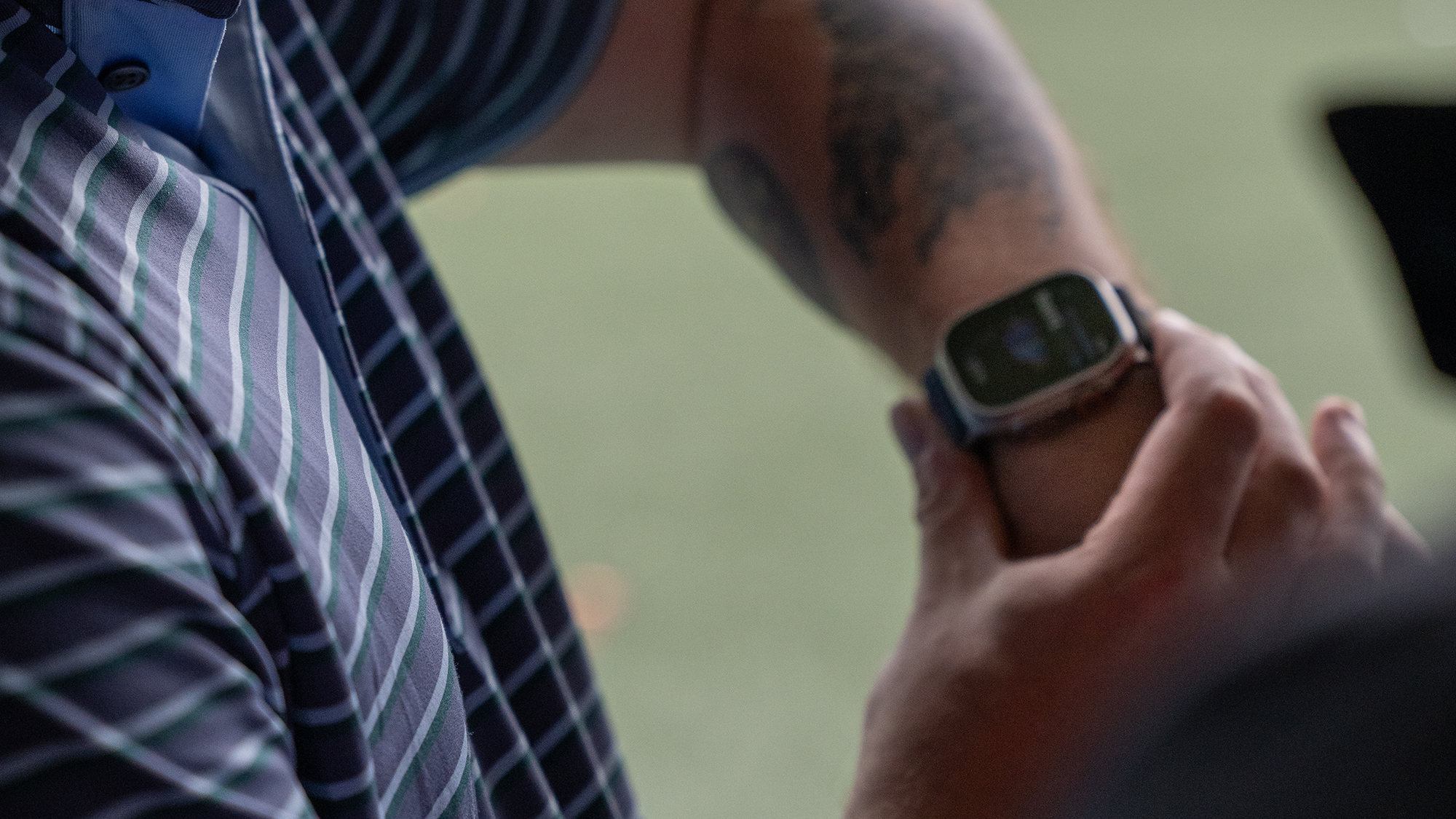 שימוש ב-Apple Watch כדי לנתח את תנופת הגולף