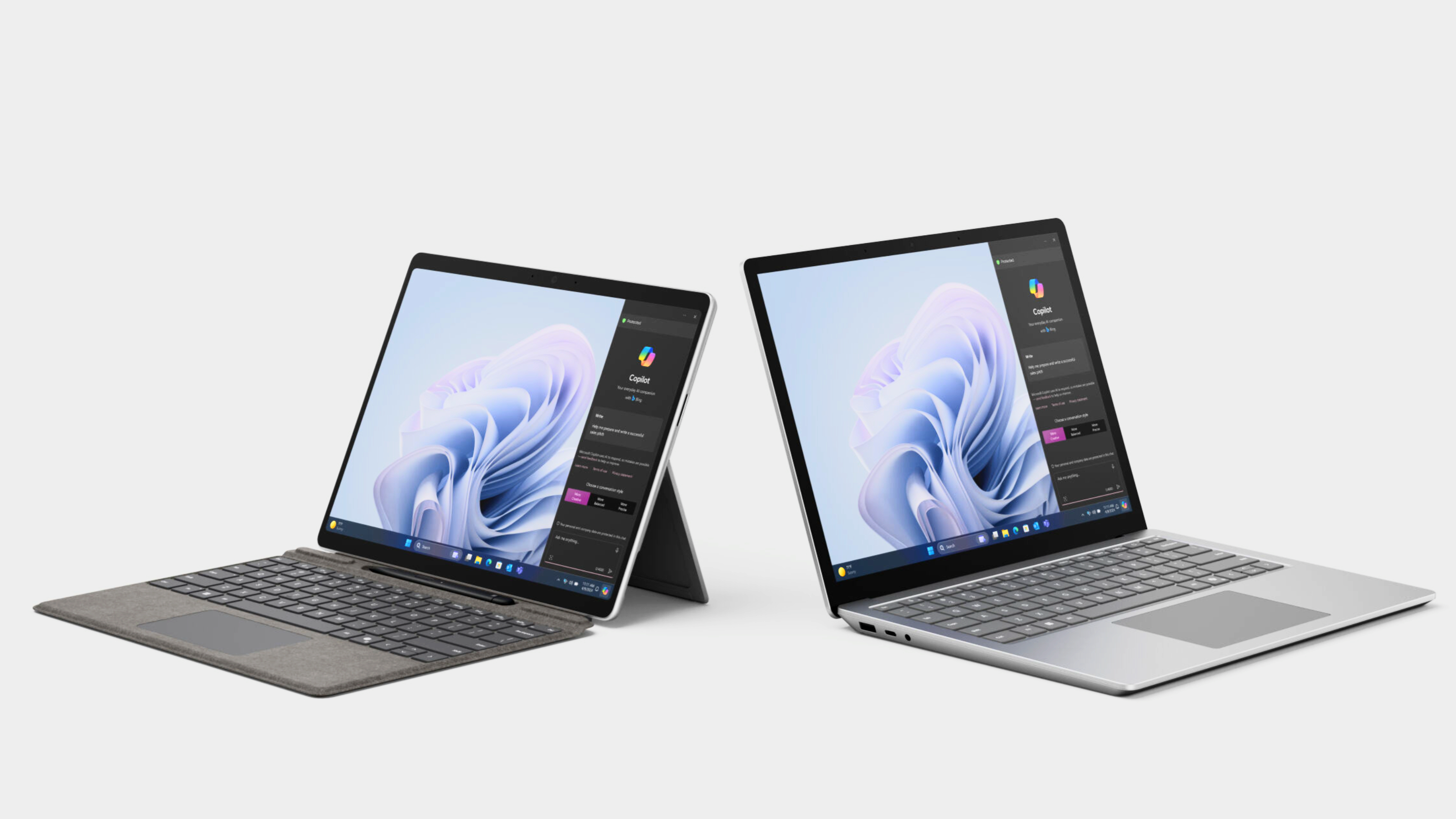 Surface Laptop 6 ו- Surface Pro 10 עם Copilot פועל על המסך