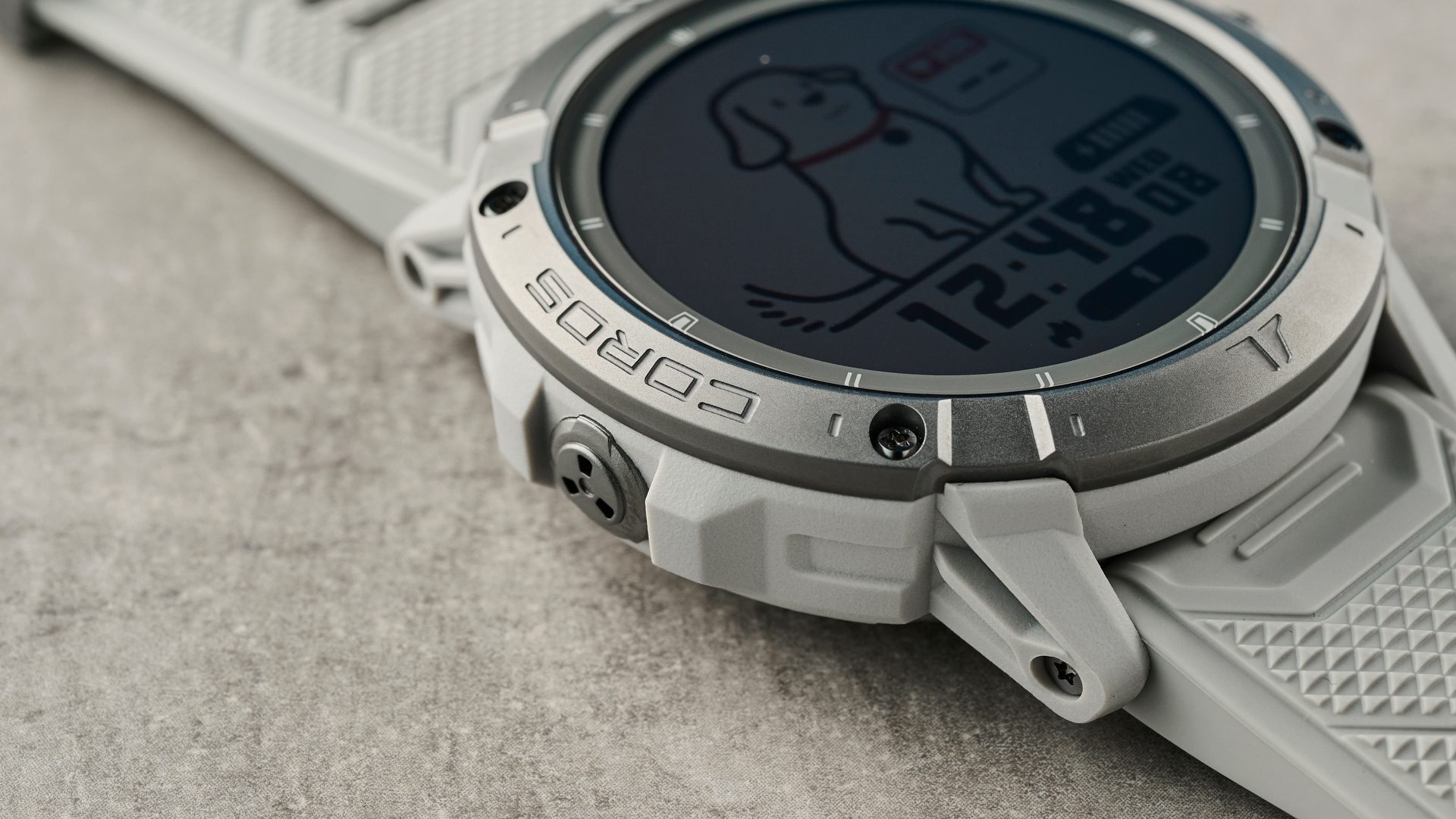 שעון חכם Coros Vertix 2S בצבעי הירח