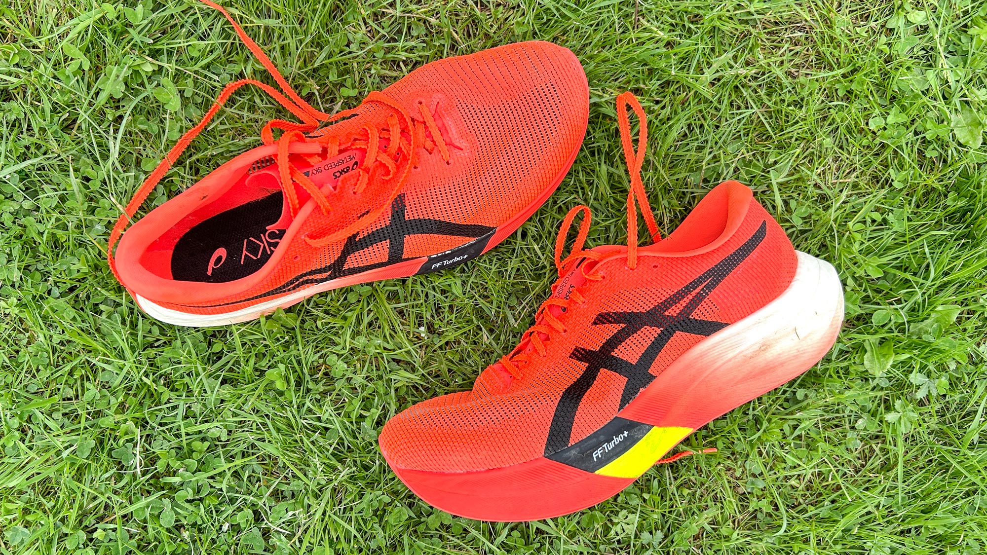 Asics Metaspeed Sky Paris