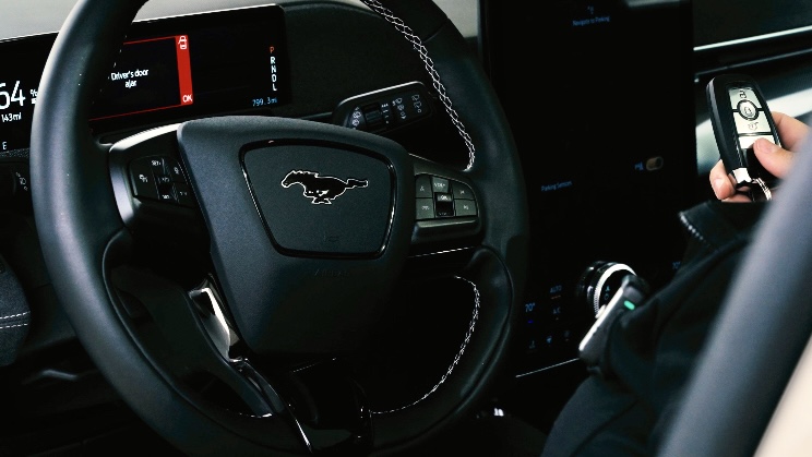 פורד מוסטנג מאך-E GT 2024