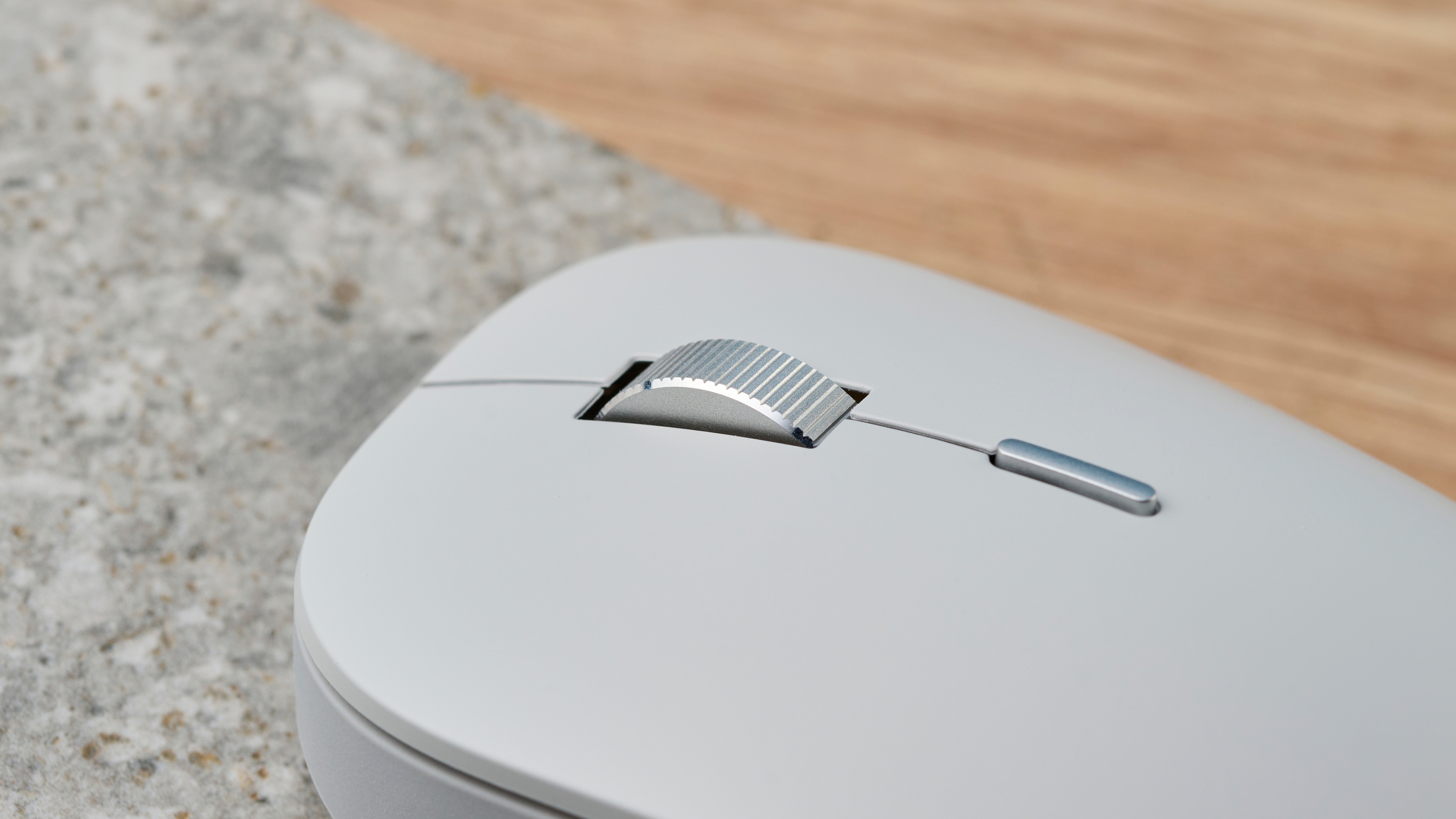 עכבר אלחוטי לבן של Microsoft Surface Precision