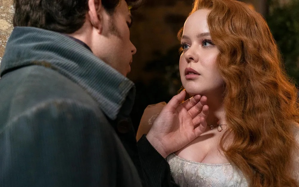 לוק ניוטון בתור קולין ברידג'רטון וניקולה קוקלן בתור פנלופה פטרינגטון בברידג'רטון עונה 3