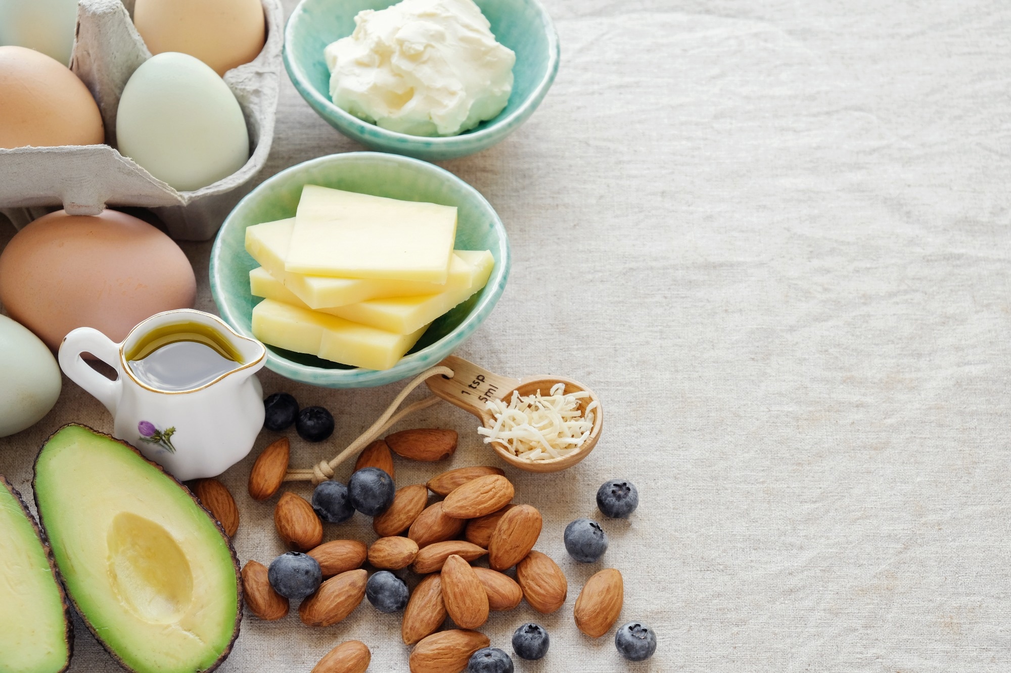 דיאטה קטוגנית היא טיפול פוטנציאלי לאוטיזם על ידי עיצוב מחדש של חיידקי מעיים ודלקת במוח