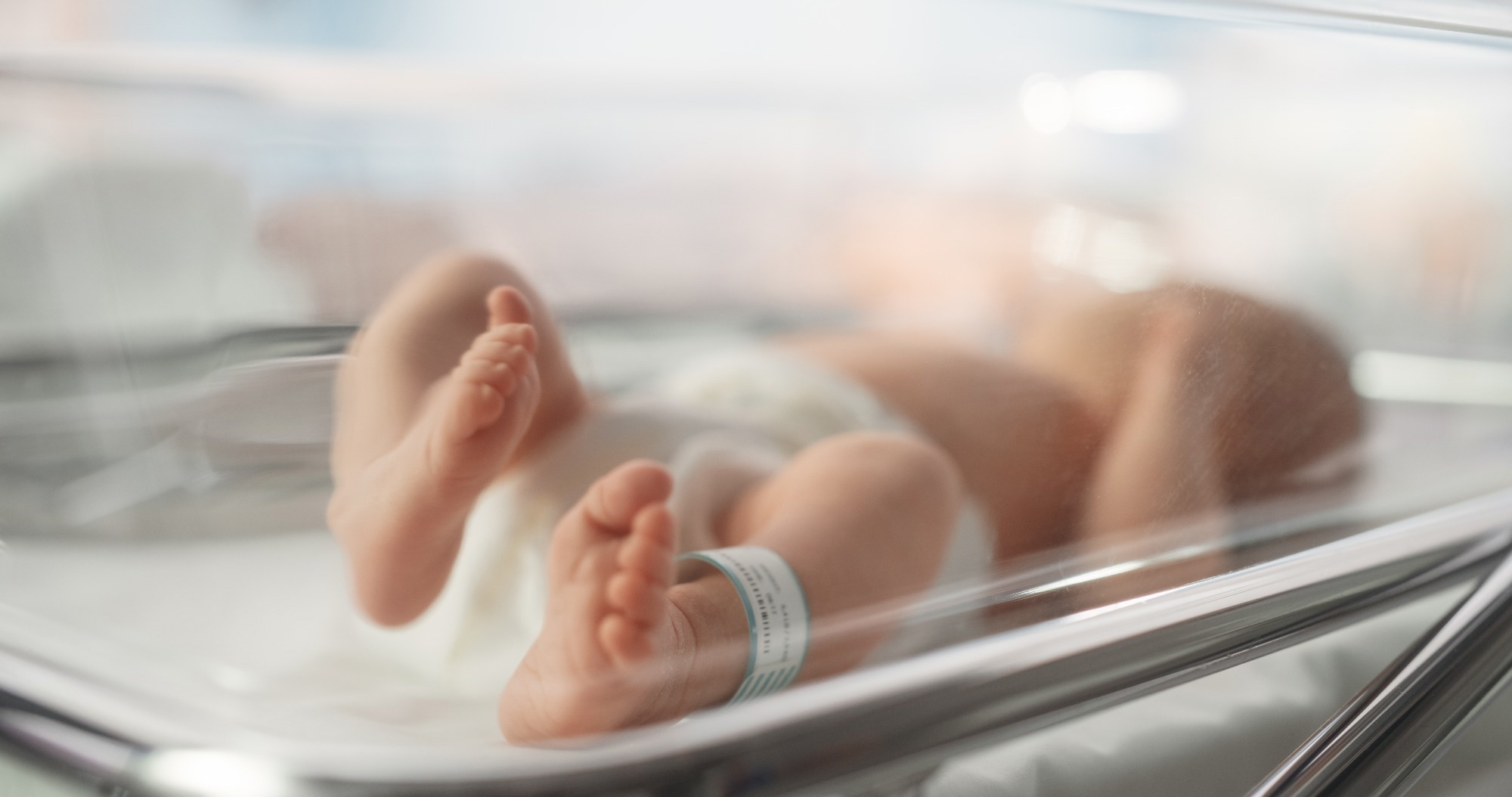 Study: Skin-interfacing wearable biosensors for smart health monitoring of infants and neonates. Image Credit: Gorodenkoff/Shutterstock.com