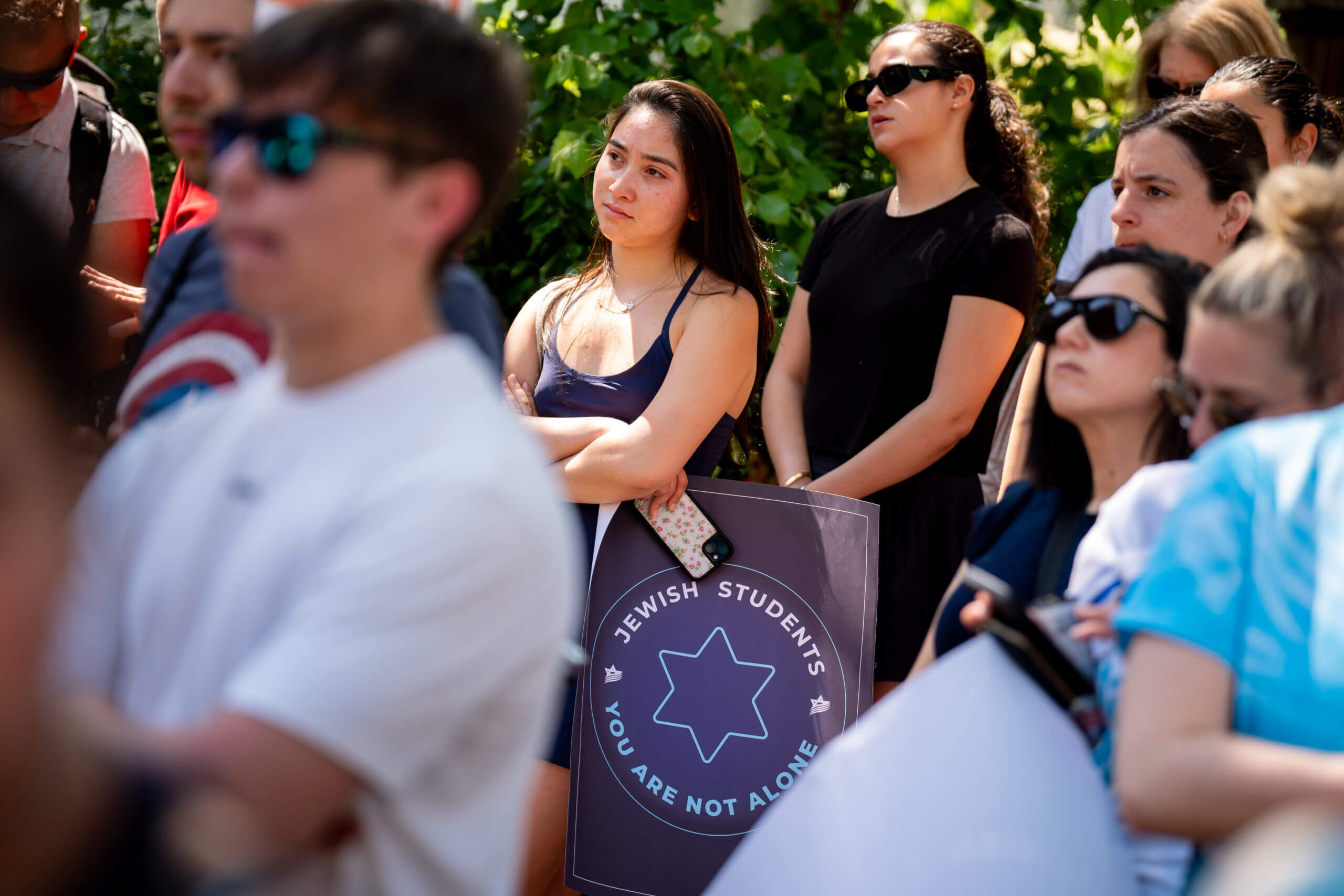 צעירים יהודים בורחים ממוסדות יהודיים: כך שומרים עליהם