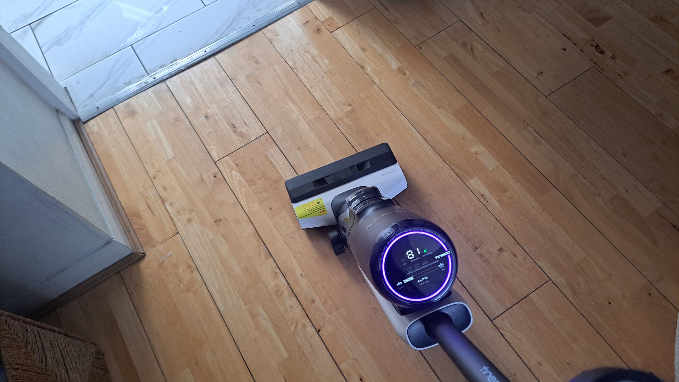 שואב אבק רטוב-יבש אלחוטי על עץ Tineco Floor One S5 Extreme Smart