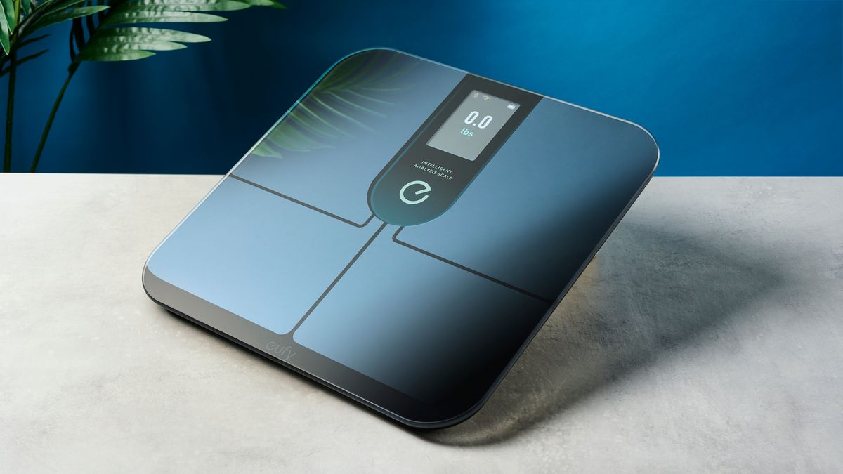 סקירת Eufy Smart Scale P3 מאת Peter Wolinski שפורסמה ב-24 ביוני 24. Eufy Smart Scale P3 מציע מגוון רחב של מדידות ואפליקציה נלווית מוצקה.  עם זאת, יש לו כמה פגמים מעצבנים, שהעמידו אותו מאחורי המתחרים שלו.