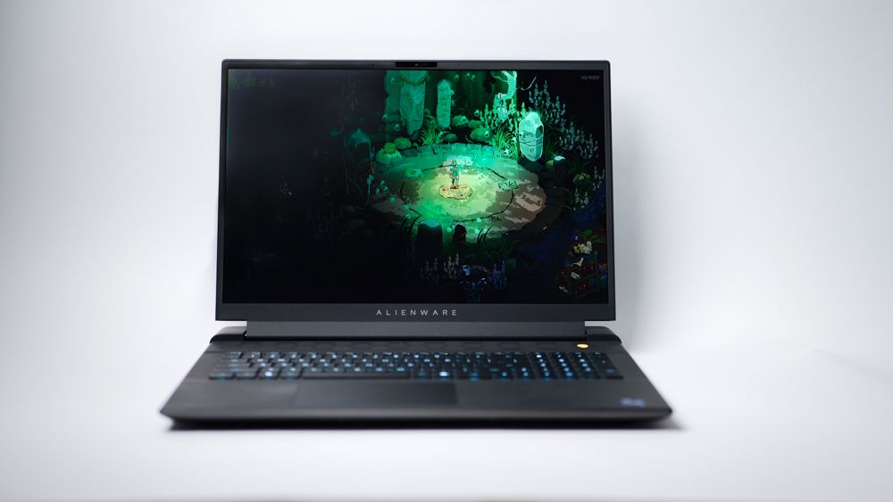 סקירת Alienware m18 R2 — מחשב נייד גיימינג ענק זה אומר עסקים מאת אלחנדרו מדלין פורסם ב-26 ביוני 24 חיה אמיתית של מחשב נייד בגודל, בביצועים ובפרס