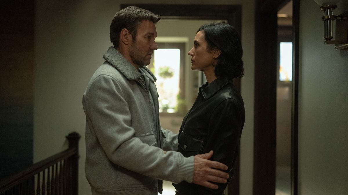 Joel Edgerton and Jennifer Connelly in