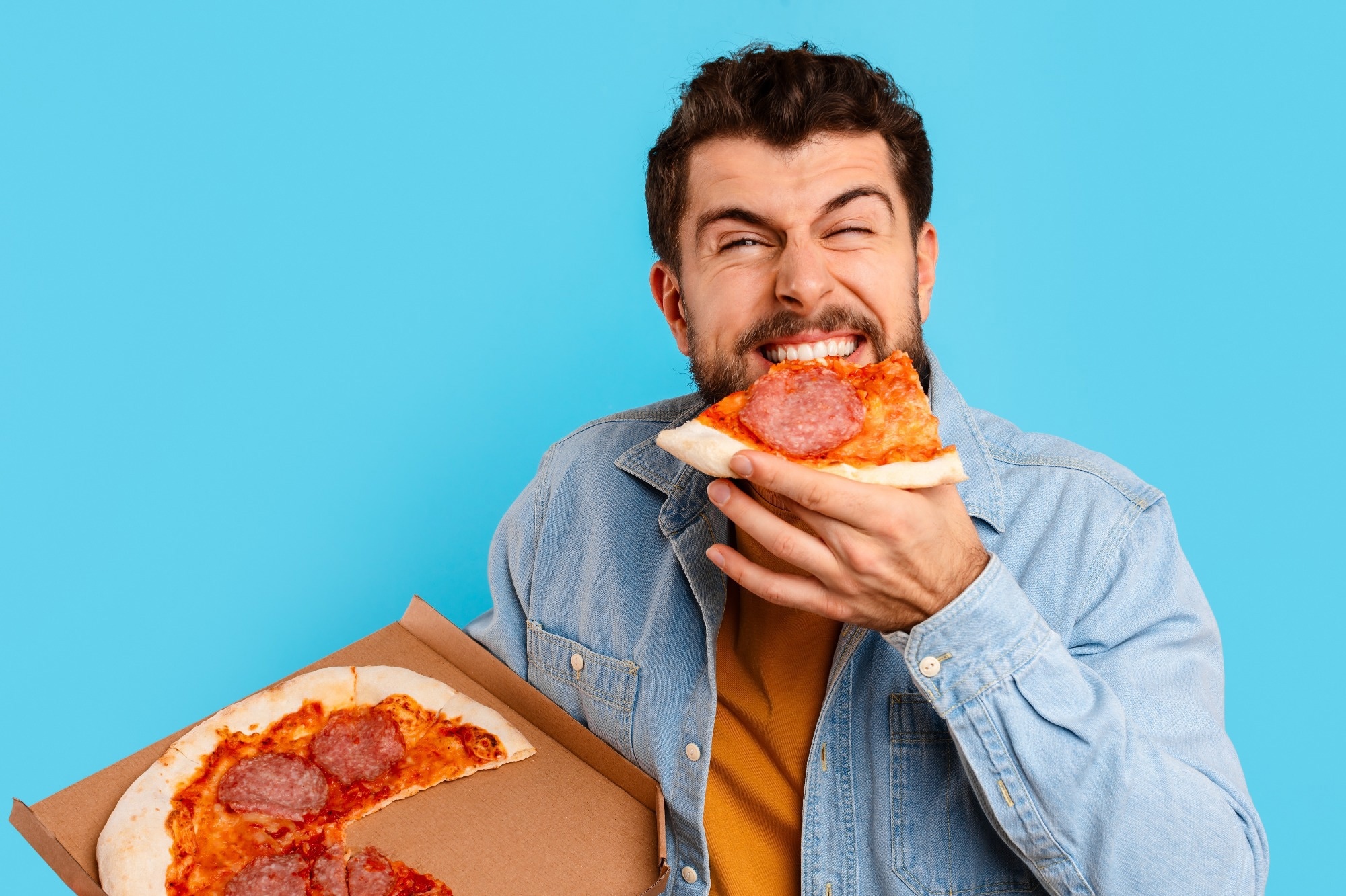 Study: Epigenetic inheritance of diet-induced and sperm-borne mitochondrial RNAs. Image Credit: Prostock-studio / Shutterstock