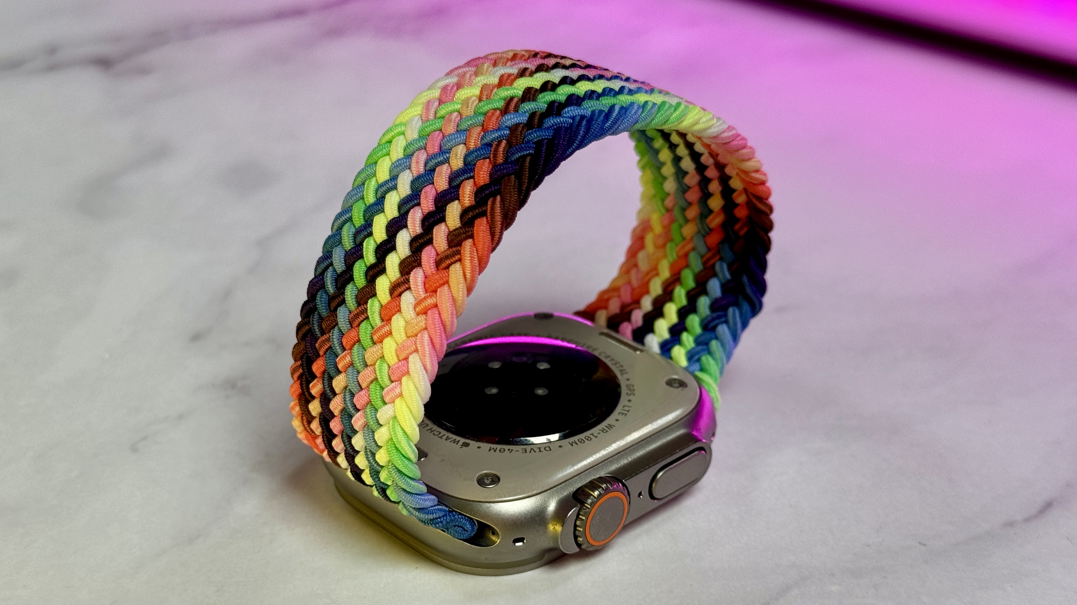 Apple Watch Pride Edition Band 2024