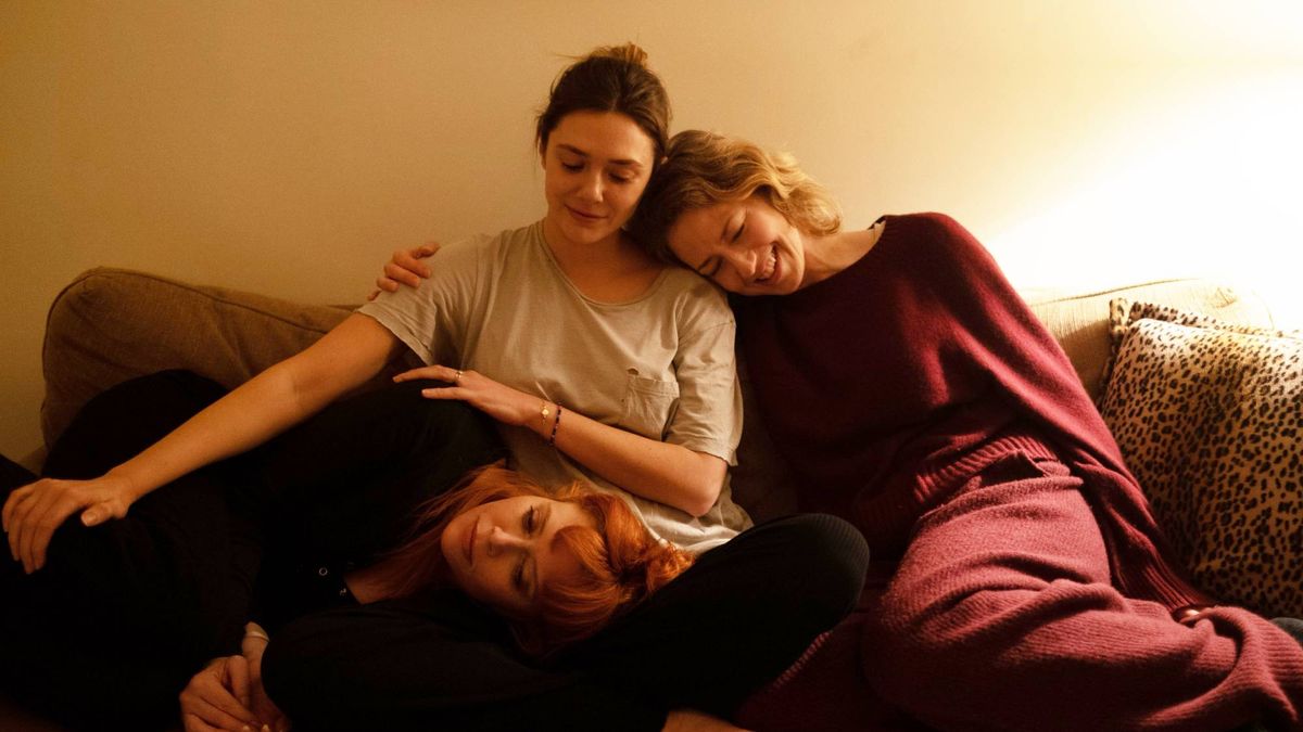 (L-R) Natasha Lyonne as Rachel, Elizabeth Olsen as Christina and Carrie Coon as Katie in