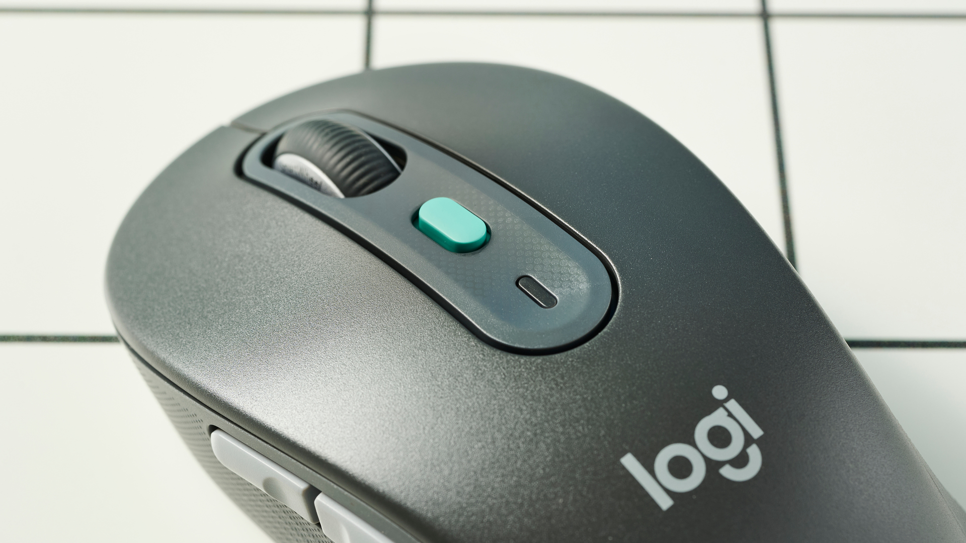 עכבר אלחוטי Logitech Signature AI Edition M750 שחור