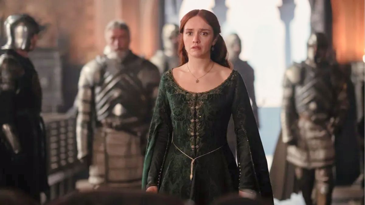 Alicent (Olivia Cooke) stands in the Red Keep in