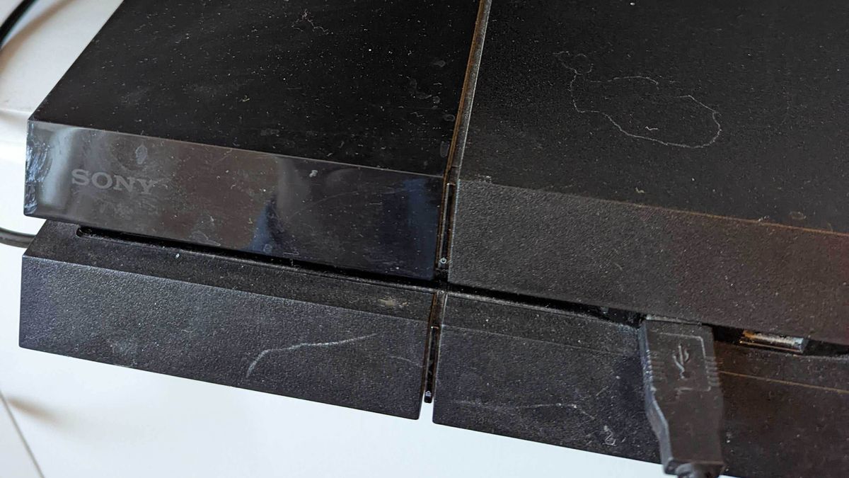 A dusty PS4