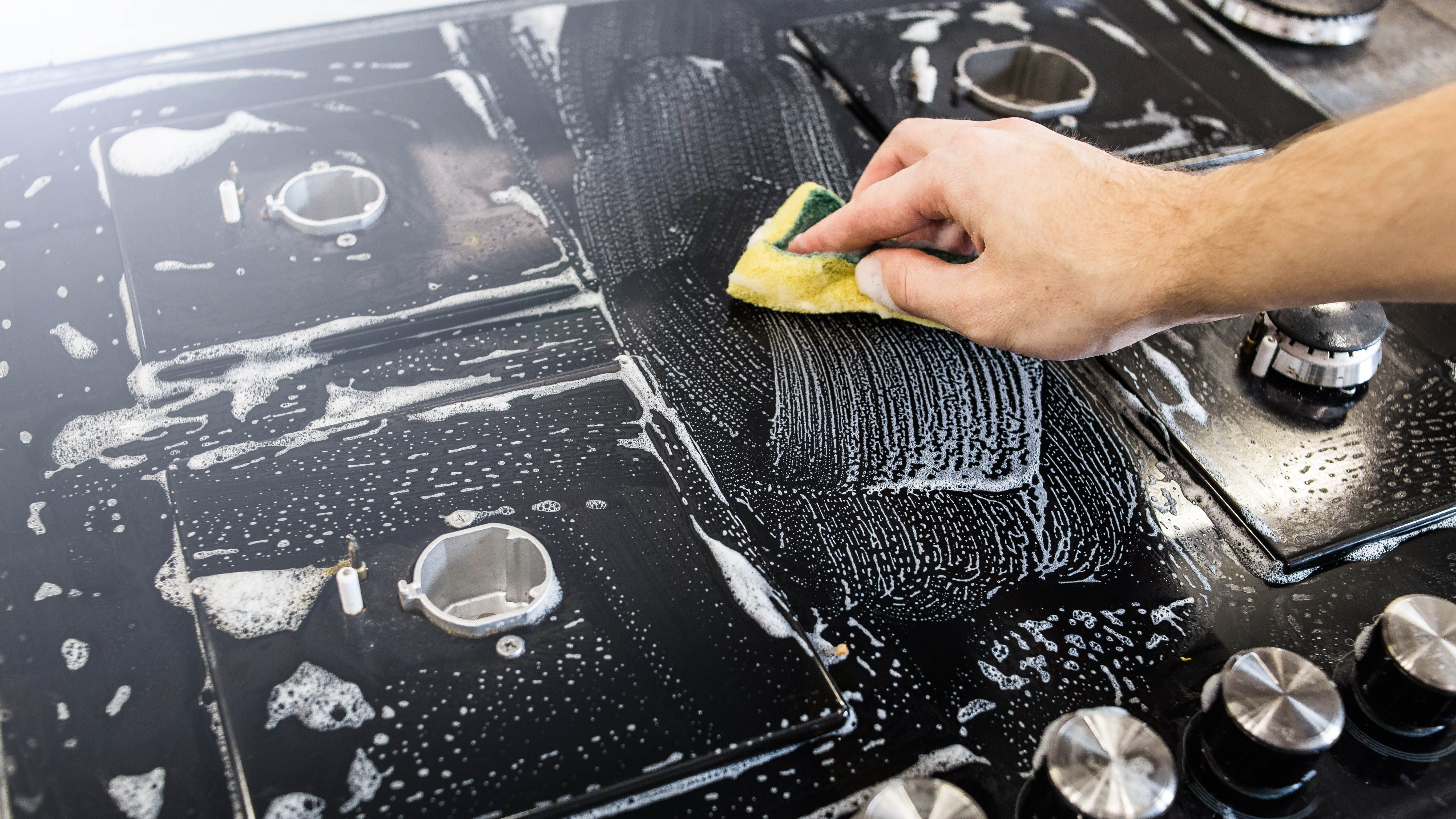 ניקוי כיריים גז