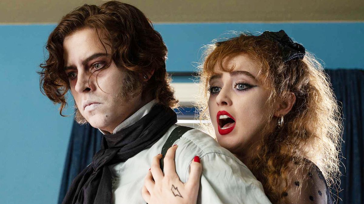 Kathryn Newton and Cole Sprouse in