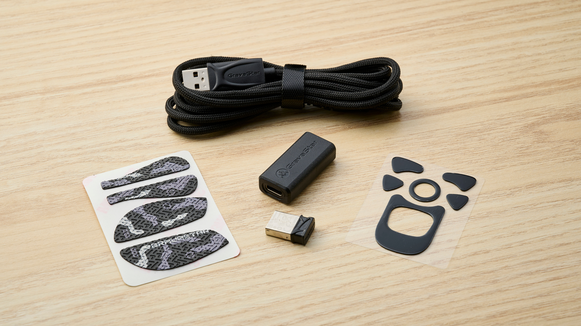 עכבר גיימינג אלחוטי GravaStar Mercury M1 Pro בצבע אפור מתכת אקדח