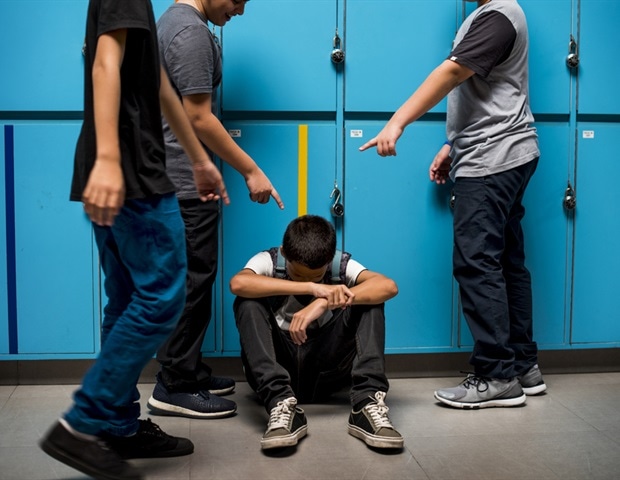 בריונות במקום העבודה גורמת לתשישות רגשית וחוסר שביעות רצון בעבודה בקרב עובדות