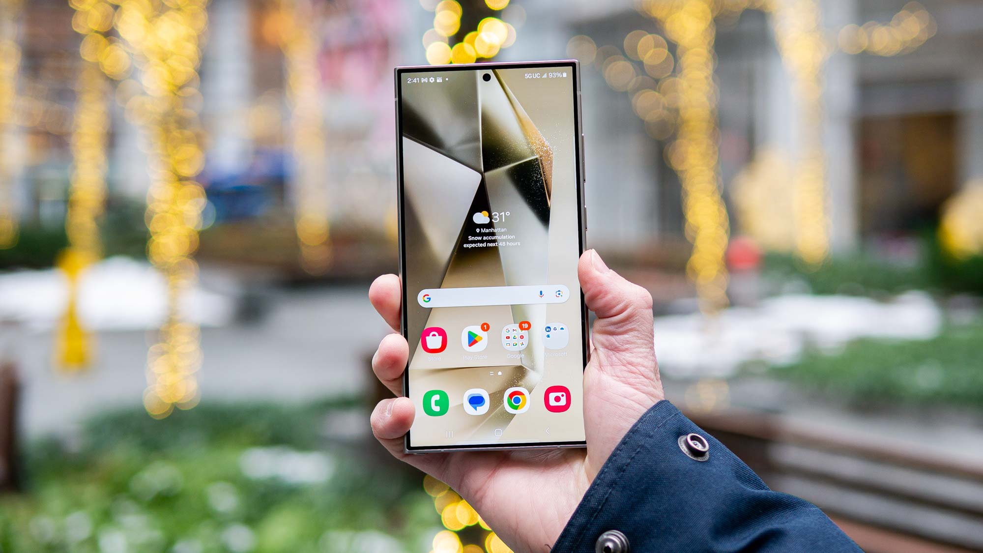 סמסונג גלקסי S24 Ultra ביד.