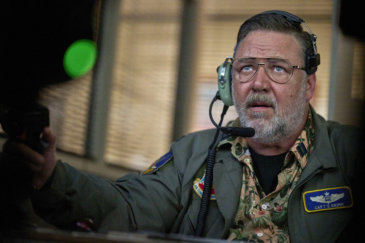 Russell Crowe as Capt. Eddie Grimm in Land of Bad