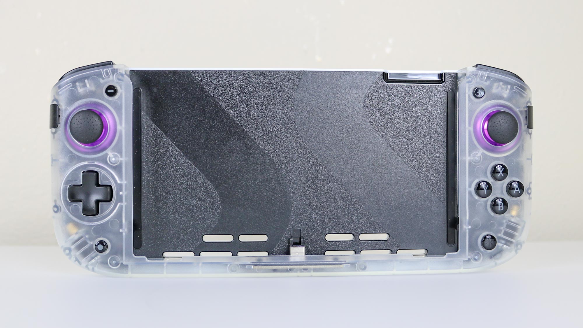 CRKD Nitro Deck+ על שולחן ללא מתג