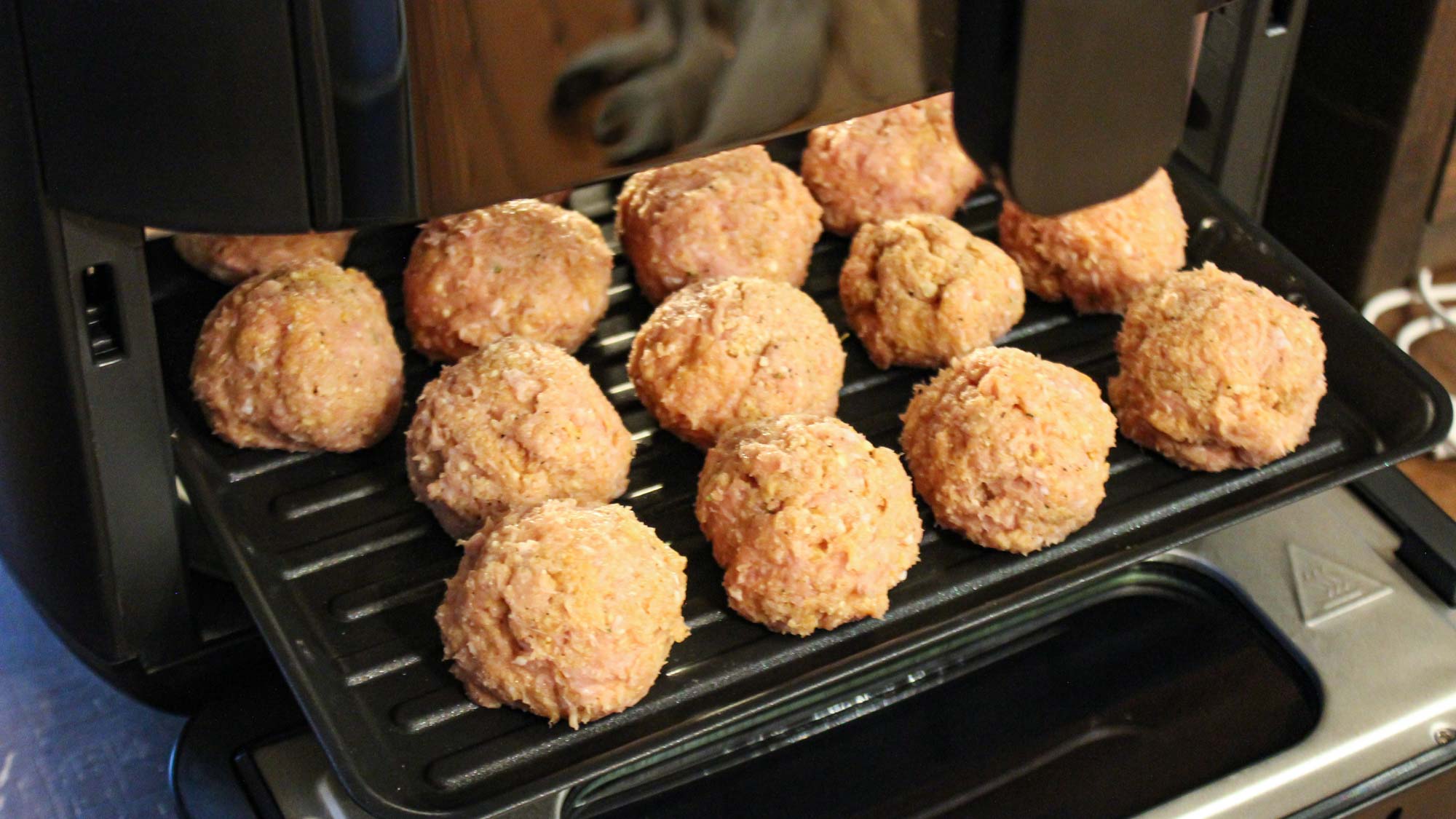 Midea 11-Quart Two Zone Air Tang