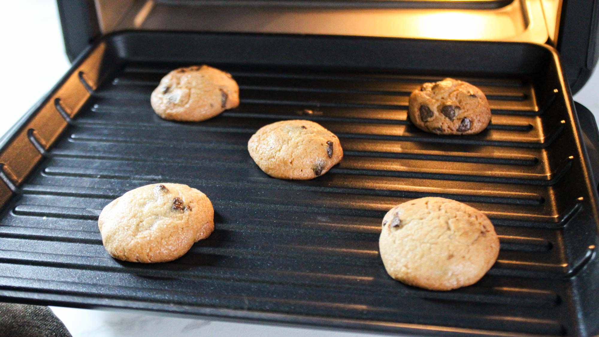 Midea 11-Quart Two Zone Air Tang