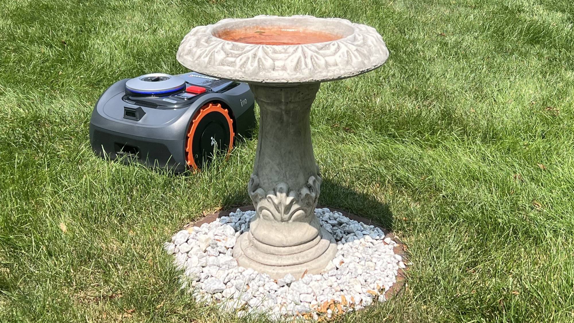 Navimow i110 נמנע ממכשול