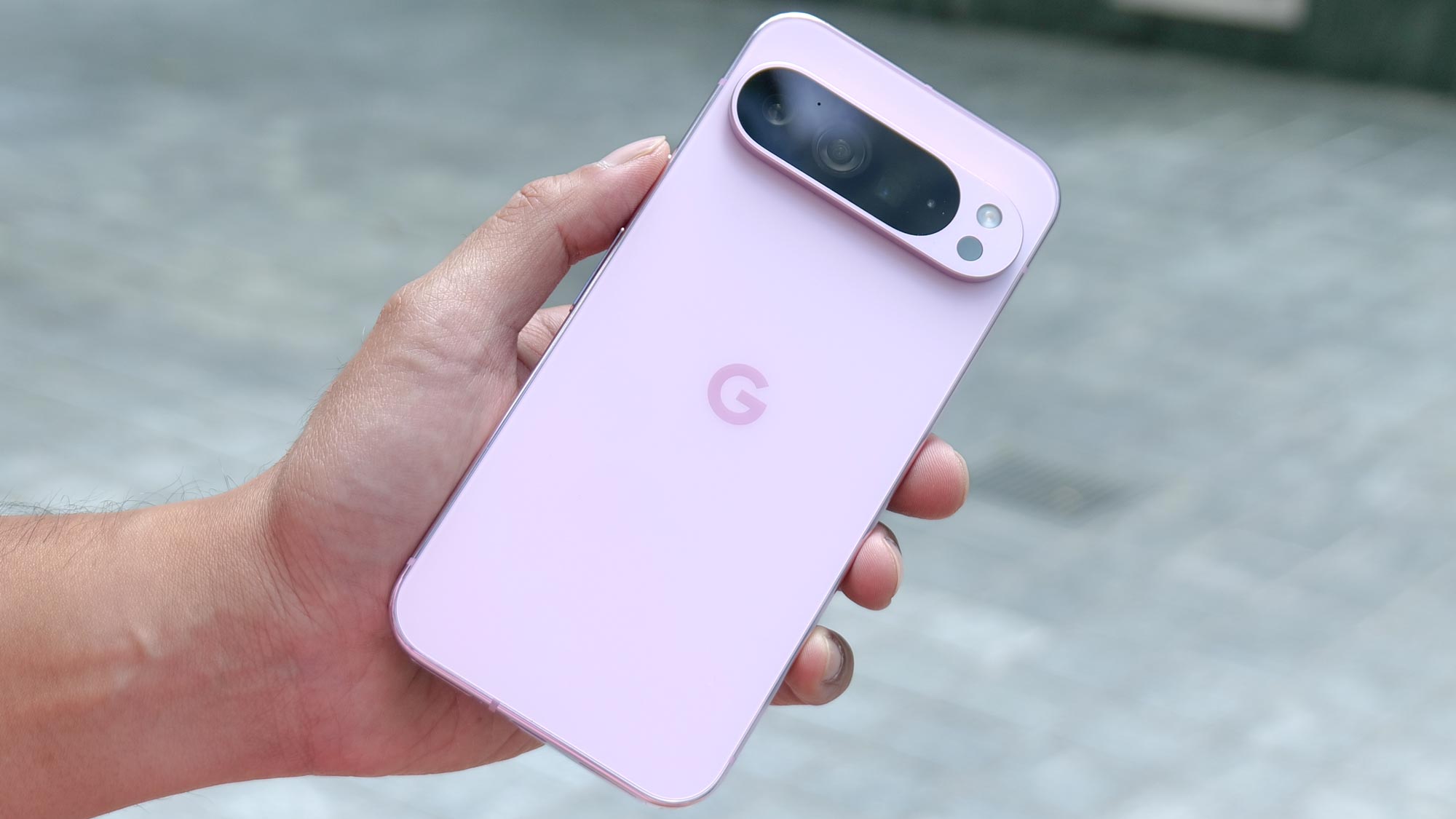 סקירה של Google Pixel 9 Pro XL.