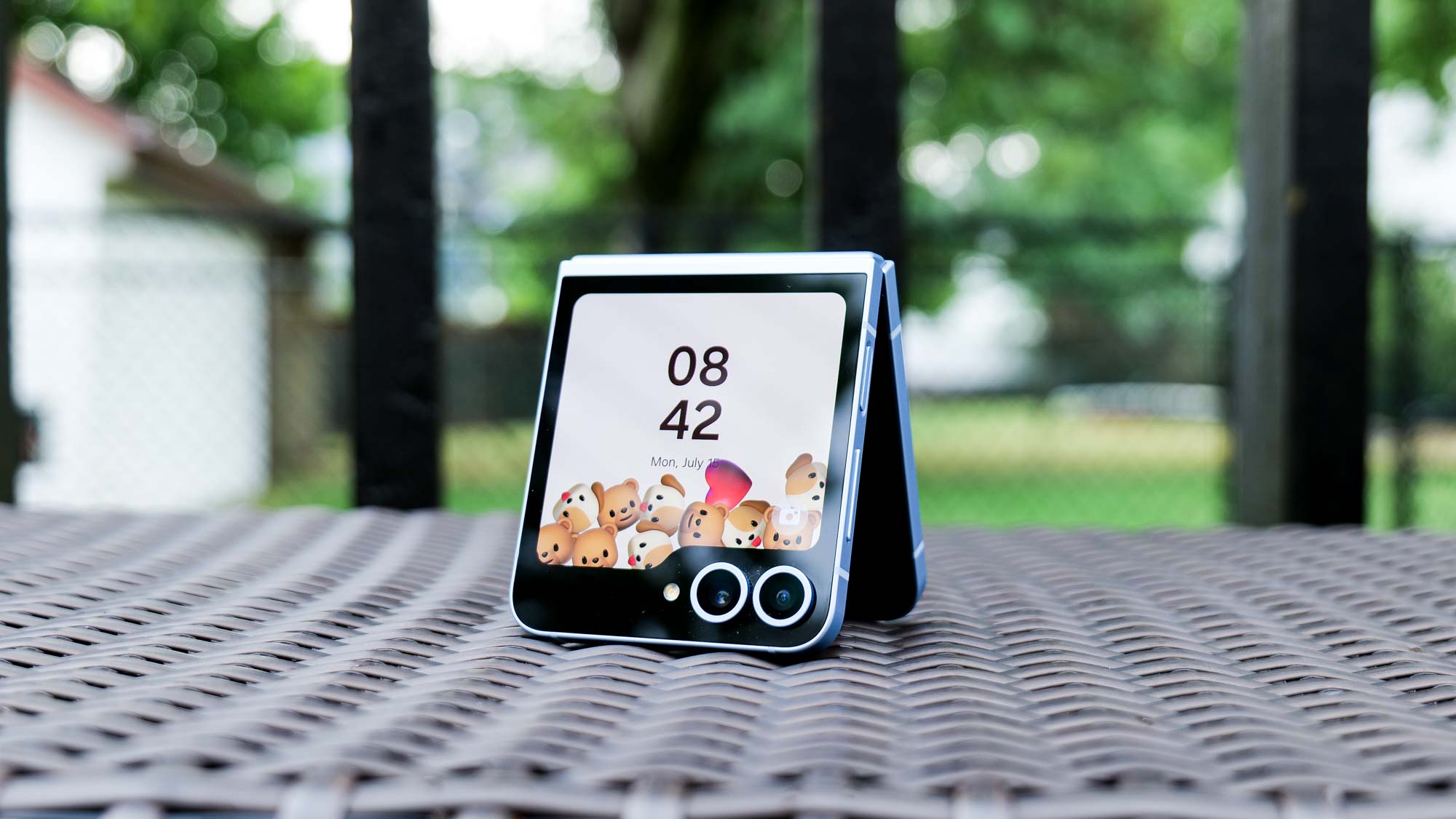 סקירת Samsung Galaxy Z Flip 6.