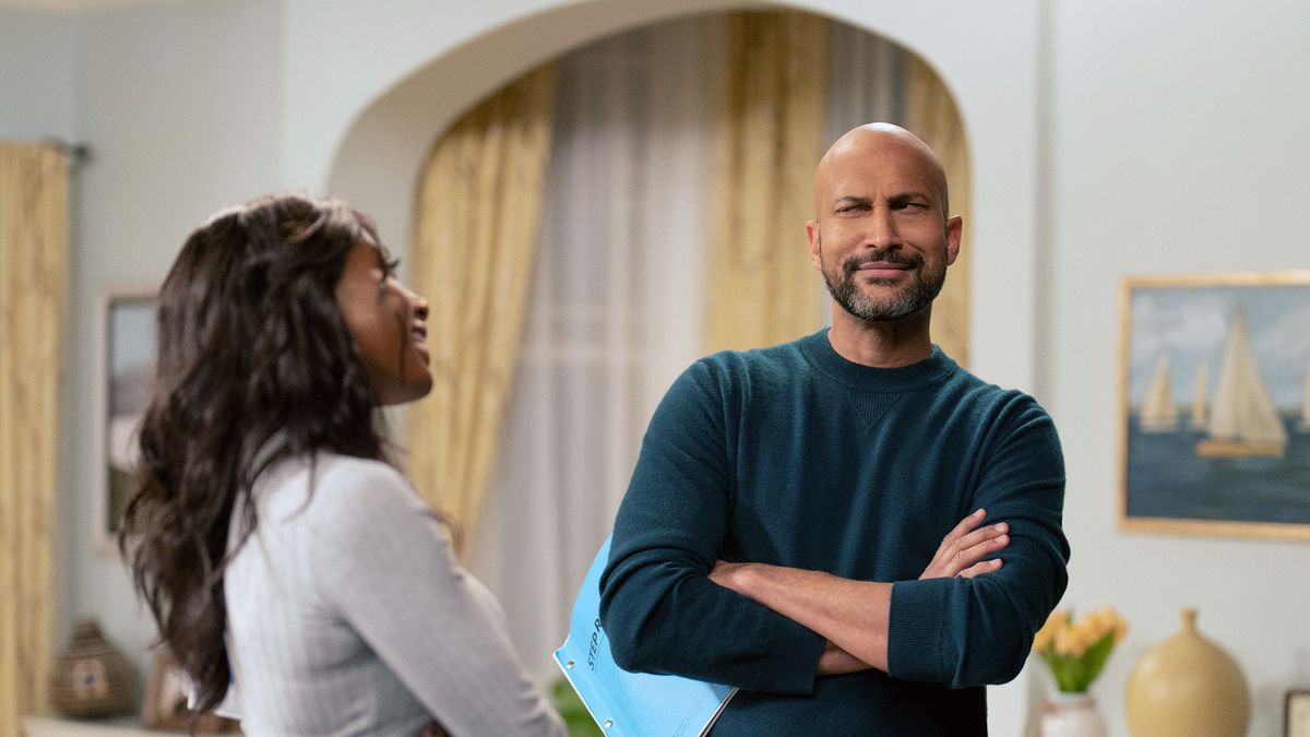 Alyah Chanelle Scott and Reed (Keegan-Michael Key), shown.