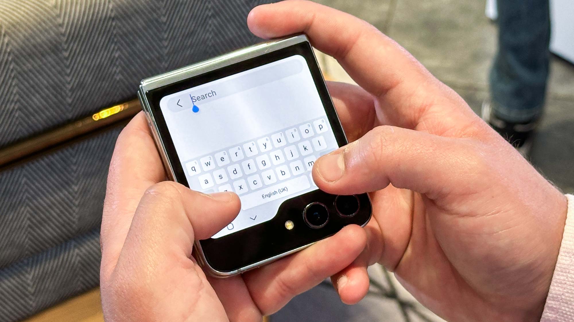 תמונות מעשיות של Samsung Galaxy Z Flip 5