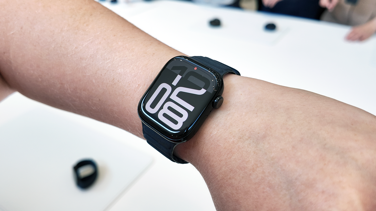 סקירה מעשית של Apple Watch Series 10: יותר טוב ממה שציפיתי מאת קייט קוזוץ' שפורסמה ב-10 בספטמבר 24 עדיין לא דורג רושם ראשוני מהשעון החכם החדש של אפל