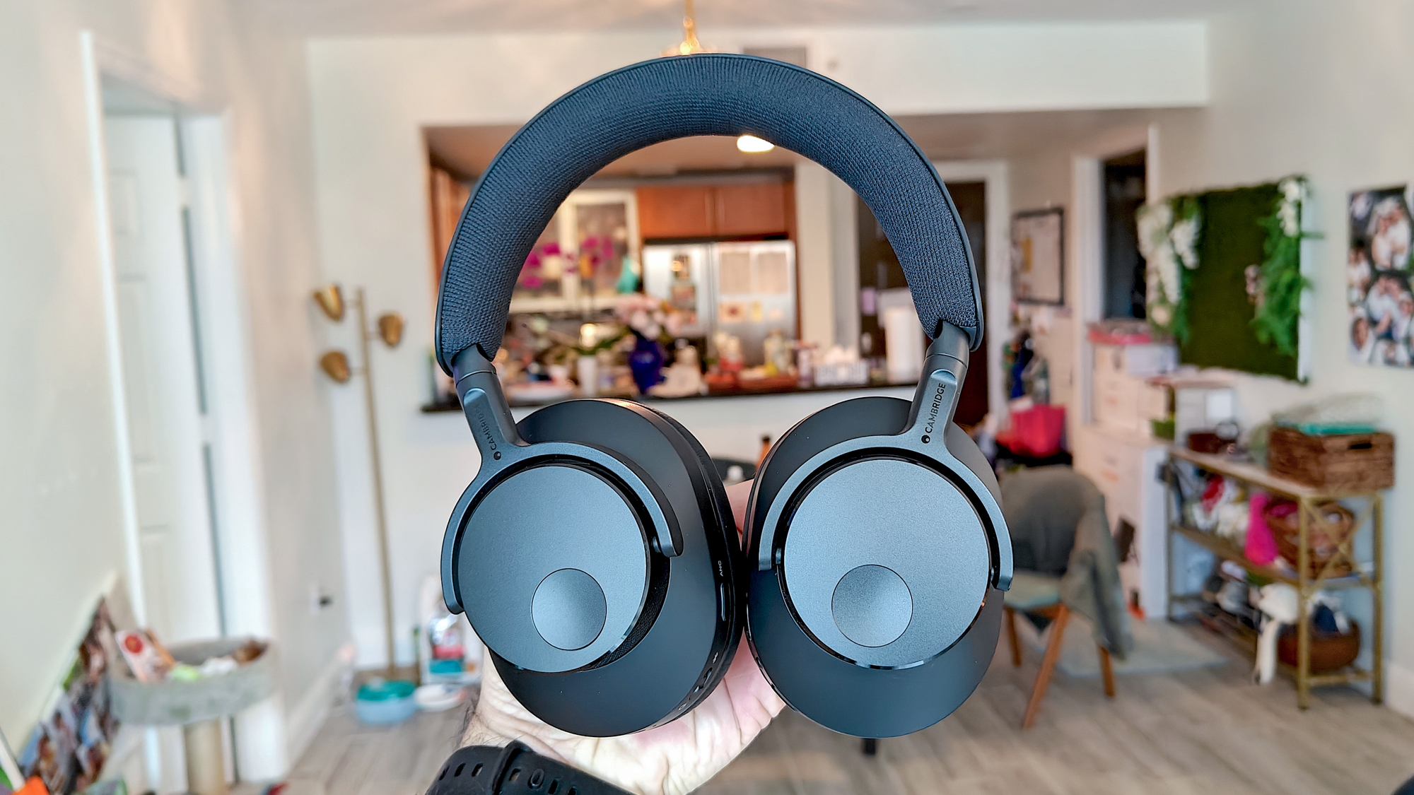 סקירת Cambridge Audio Melomania P100: נאמנות גבוהה וזמן משחק עבור פחות ...