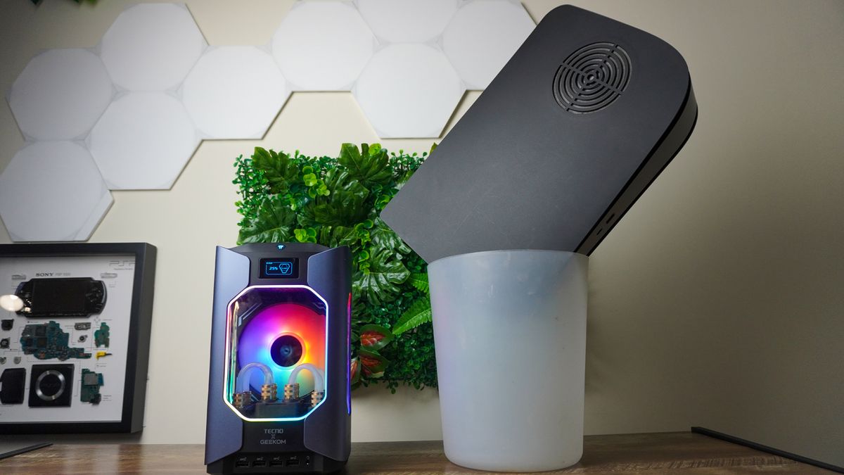 זנחתי את ה-PS5 שלי למחשב המשחקים הקטן ביותר בעולם עם מקורר נוזלים - ואולי לעולם לא אחזור מאת ג'ייסון אנגליה פורסם ב-13 בספטמבר 24. ה-Megamini G1 הוא מיני מארוול עם כוח הגון, ביצועים מתמשכים שיא (הודות לקירור נוזלי), והכל הקלט/פלט שאי פעם תזדקק לעבודה ולמשחק בתוך מארז זעיר.