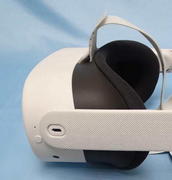 Meta Quest 3S תמונה דלפה, יציאת USB-C