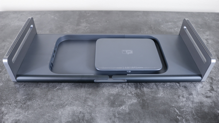 פתרון ניהול הכבלים המובנה של תחנת העגינה Anker 675 USB-C